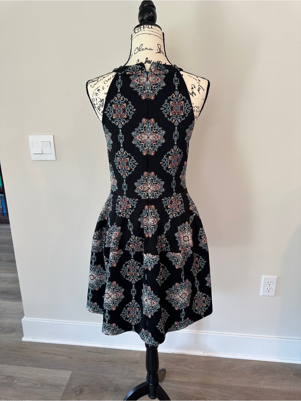 Mossimo Black mandala Printed Halter Skater Dress size M A-line gorgeous - Picture 6 of 11